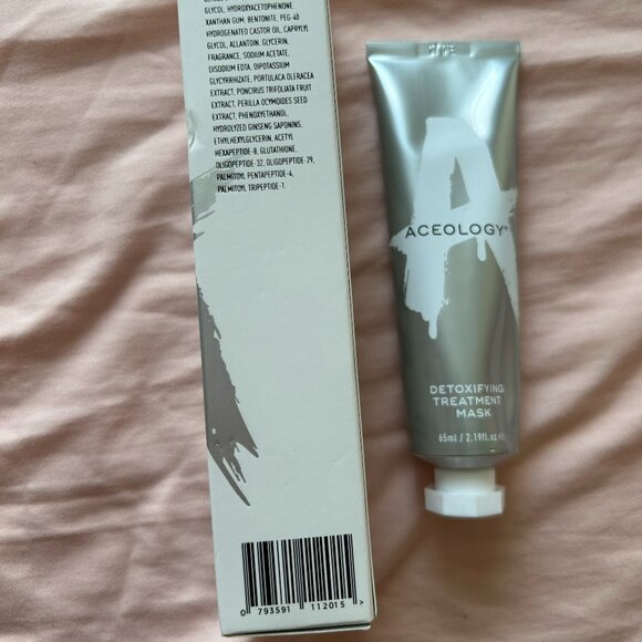 New! Aceology Detoxifying Treatment Mask - Picture 5 of 5